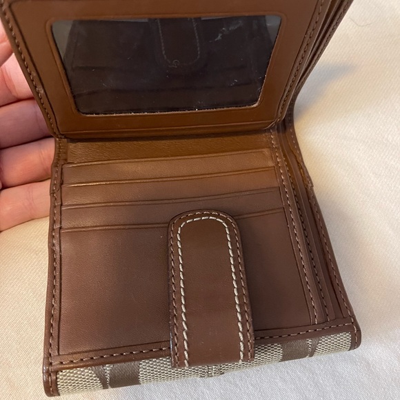 Coach wallet - Picture 2 of 4